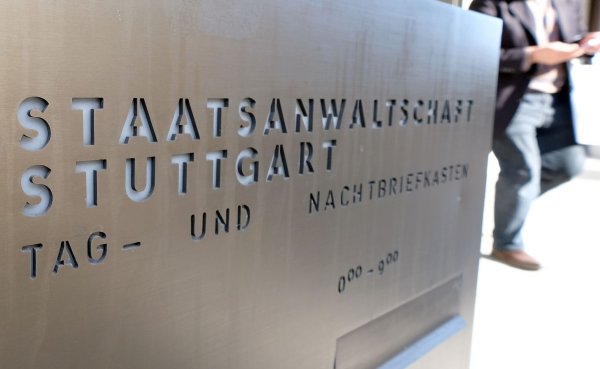 Vor dem Stuttgarter Landgericht ist ein Jugendlicher wegen Terrorplänen verurteilt worden. (Archivbild) - © Bernd Weißbrod/dpa