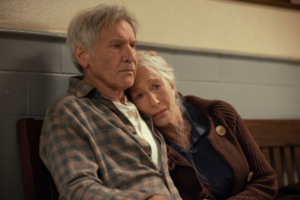 Harrison Ford und Helen Mirren müssen als Jacob und Cara Dutton in «1923» einiges durchstehen. - © ---/Paramount+/dpa