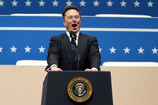 Musk hat noch keine Erklärung zu seiner Geste abgegeben. - © Matt Rourke/AP/dpa
