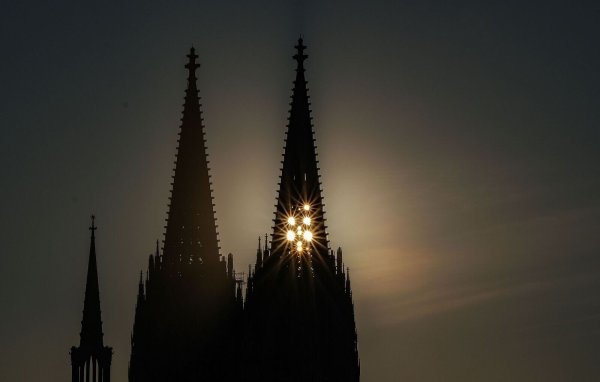 In NRW hat im März häufiger die Sonne geschienen als sonst. (Archivibld) - © Oliver Berg/dpa