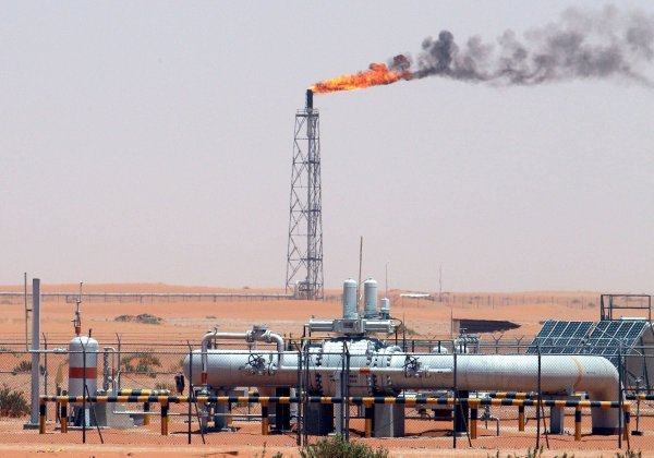 Es soll wieder mehr Öl gepumpt werden. - © Ali Haider/EPA/dpa