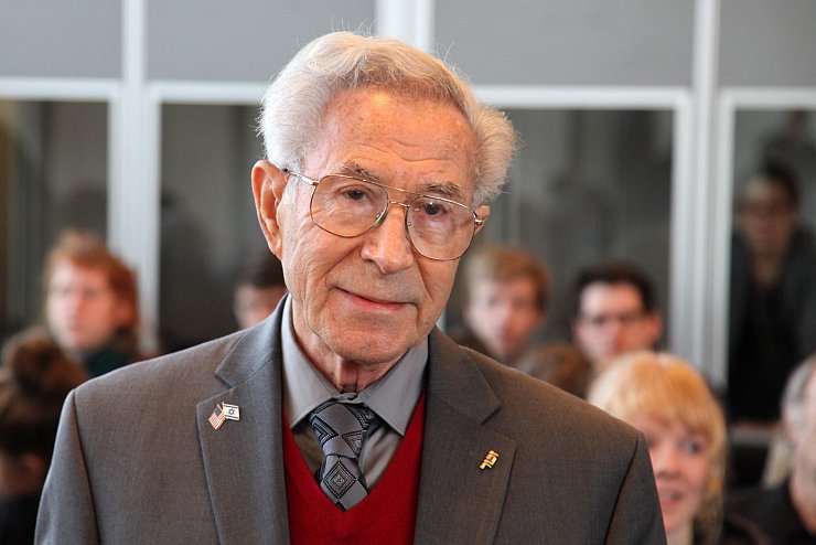 Zeuge Benjamin Lesser - © Bernhard Preuß