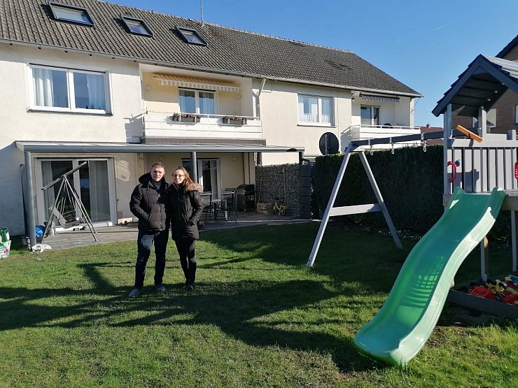 Adam Olechowski und seine Frau Marta wollen Flüchtlinge in ihrem Haus in Knetterheide aufnehmen. - © Adam Olechowski