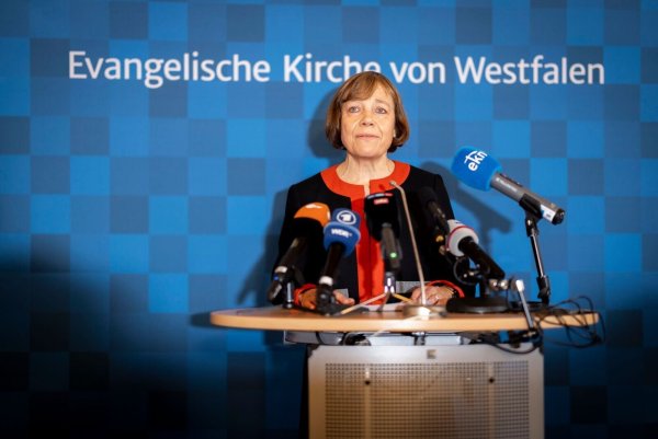 Seit dem Rücktritt von Kurschus als Präses in Westfalen Ende 2023 ist das Amt vakant (Archivbild). - © Christoph Reichwein/dpa