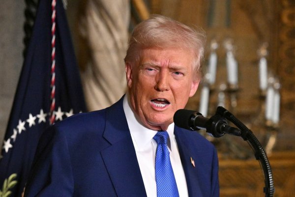 Unter Trump hat sich der Ukraine-Kurs der US-Regierung radikal verändert. - © Uncredited/Pool/AP/dpa