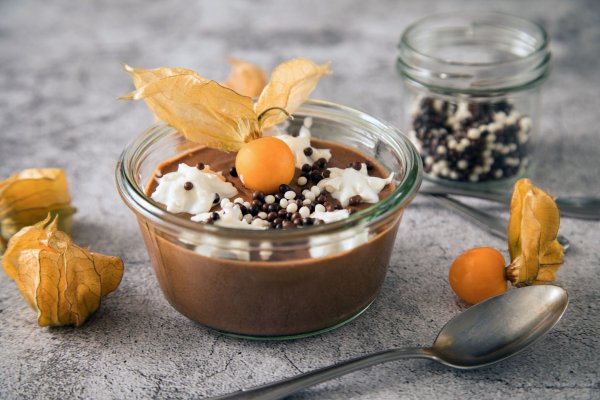 3-2-1-Rezept: Ein Schokopudding ist schnell selbst gemacht - ganz ohne künstliche Aromen. - © Christin Klose/dpa-tmn