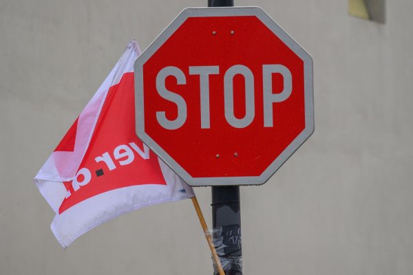 Am Freitag soll es landesweit zu Warnstreiks im Nahverkehr kommen. (Symbolbild) - © Klaus-Dietmar Gabbert/dpa