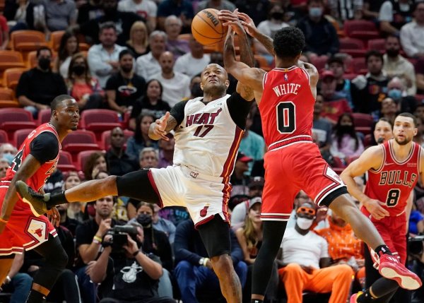 - © Marta Lavandier/AP/dpa