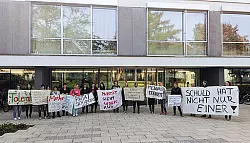 Sozialseminar-Sch&uuml;ler sind im Streik



- &copy; Lippe