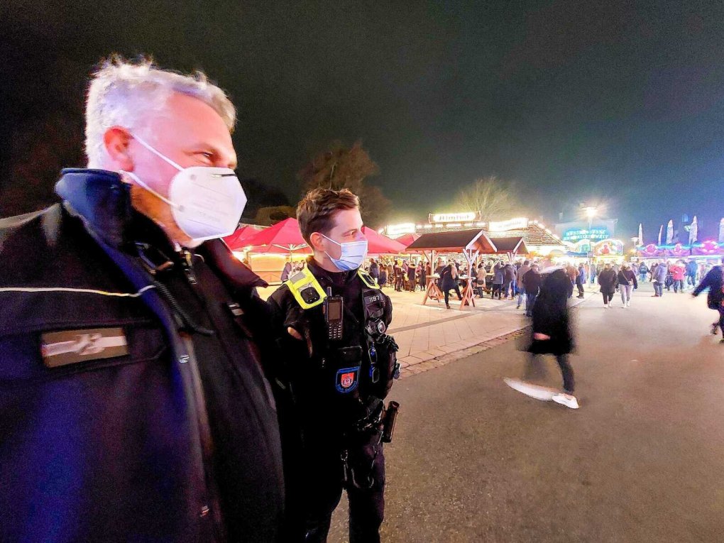 Andreasmesse Auf Streife am Glühweinstand Lokale Nachrichten aus