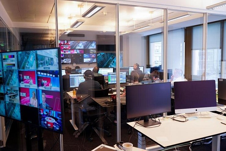 TV-Sender «Bild» startet - © Foto: Jörg Carstensen/dpa