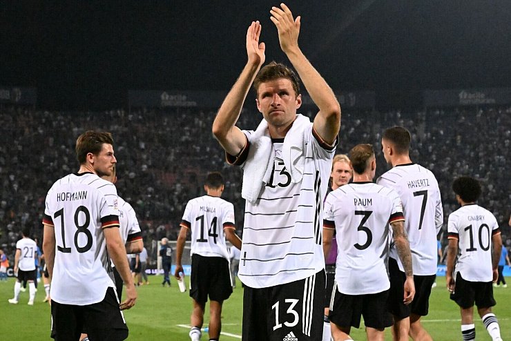 - &copy; Federico Gambarini/dpa