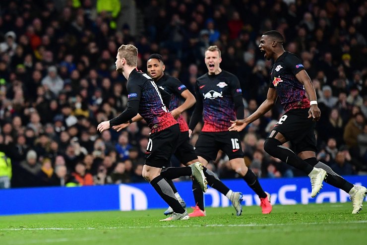 Ausw&auml;rtssieg - &copy; Foto: Robert Michael/dpa-Zentralbild/dpa