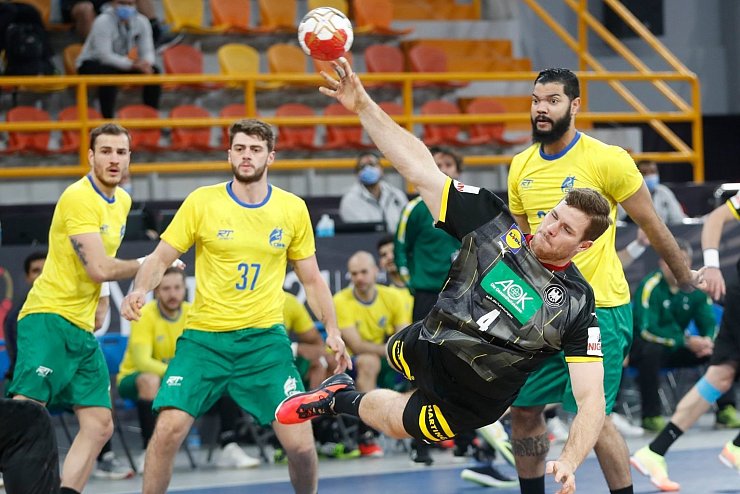 Torwurf - &copy; Foto: Petr David Josek/AP POOL/dpa