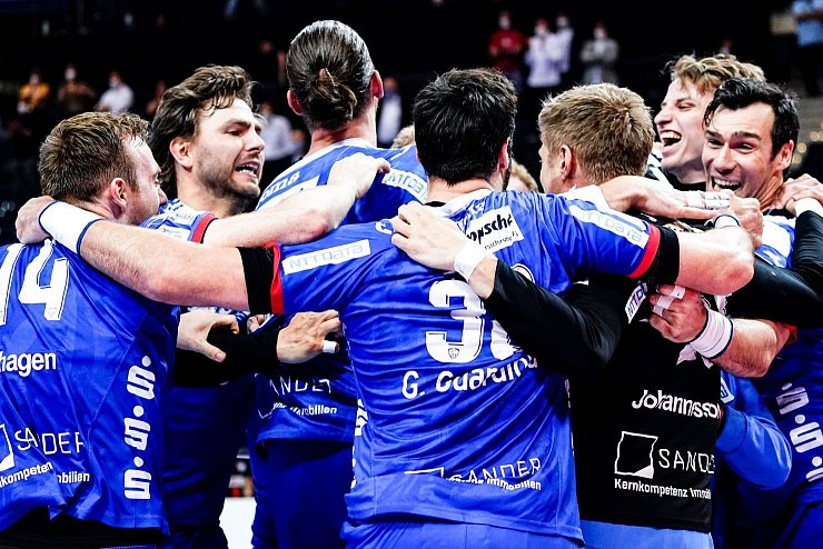 TBV Lemgo Lippe - THW Kiel - &copy; Foto: Axel Heimken/dpa