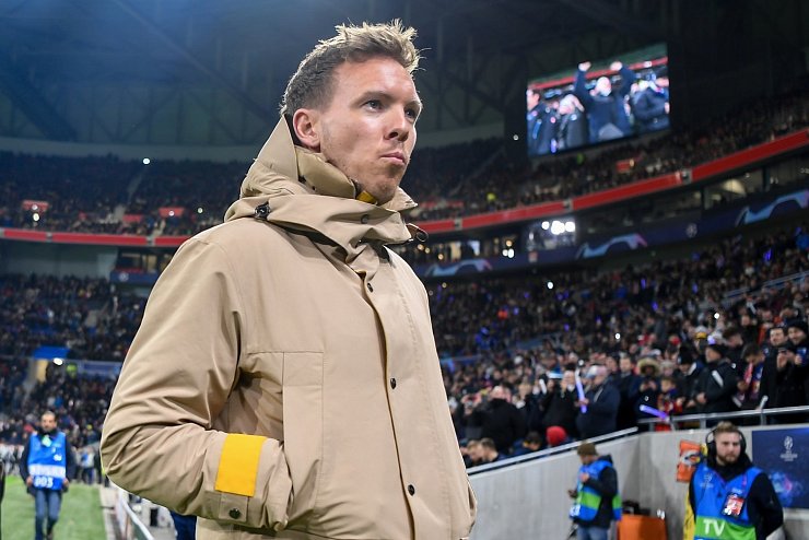 Angefressen - &copy; Foto: Robert Michael/dpa-Zentralbild/dpa