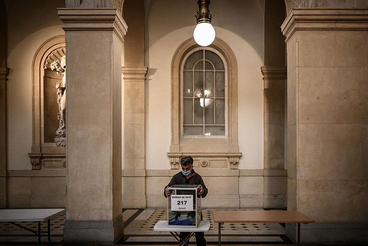- &copy; Jeff Pachoud/AFP/dpa