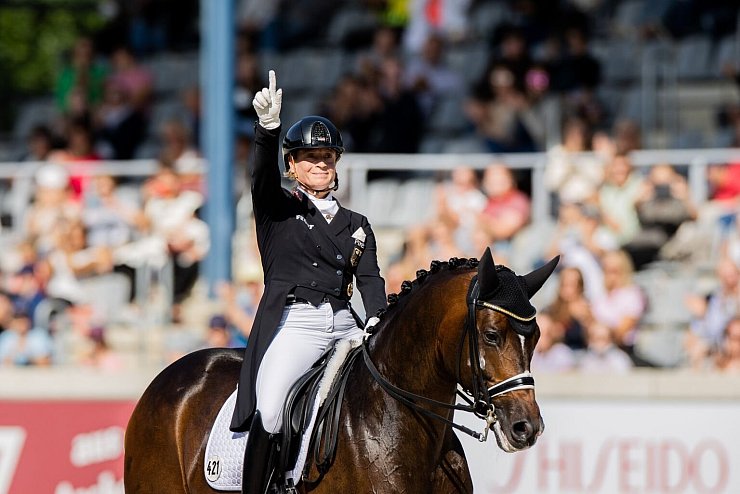 Isabell Werth - &copy; Foto: Rolf Vennenbernd/dpa