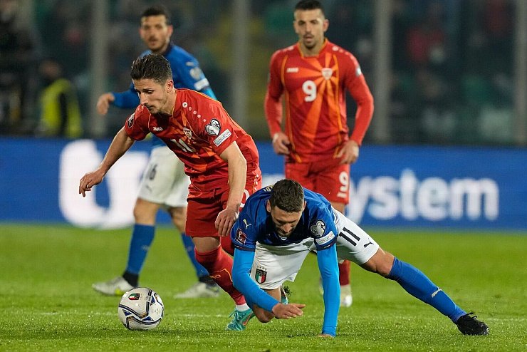 - &copy; Antonio Calanni/AP/dpa