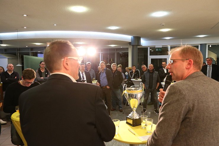 Auslosung der LZ-Cup-Endrunde - © Paul Cohen