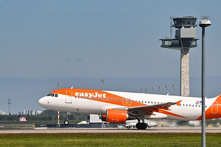 - © Patrick Pleul/dpa