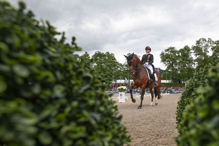 Isabell Werth - &copy; Foto: Friso Gentsch/dpa