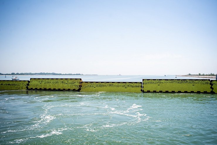 Sperrwerk f&uuml;r Venedig - &copy; Foto: Claudio Furlan/LaPresse via ZUMA Press/dpa