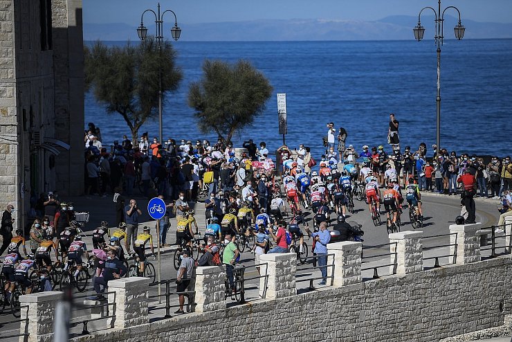 Giro d'Italia 2020 - &copy; Foto: Marco Alpozzi/LaPresse/AP/dpa