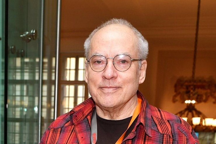 Rosa von Praunheim drehte f&uuml;r 50 Jahren den bahnbrechenden Film &laquo;Nicht der Homosexuelle ist pervers...&raquo;. - &copy; Foto: Jens Kalaene/dpa