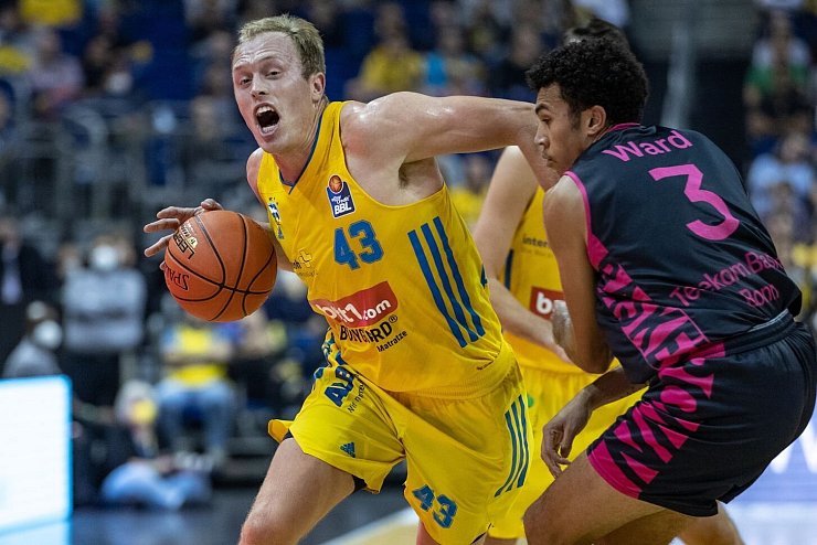 Alba Berlin - Telekom Baskets Bonn - &copy; Foto: Andreas Gora/dpa
