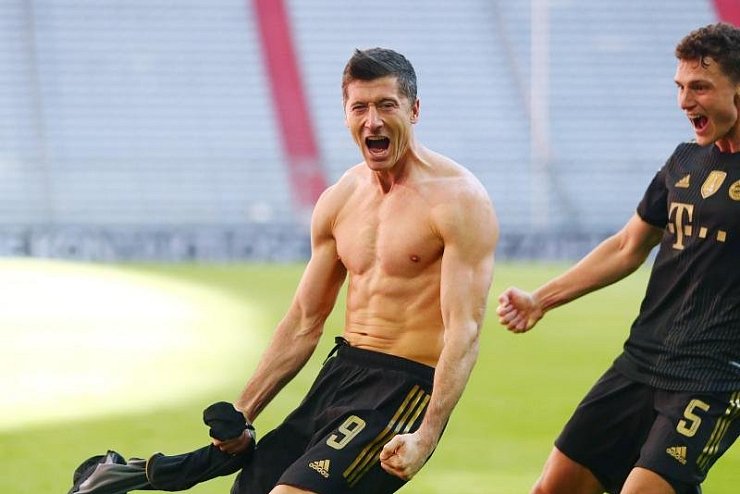 Robert Lewandowski - &copy; Foto: Matthias Schrader/AP-Pool/dpa