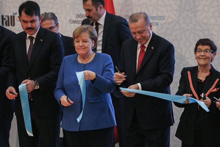 Merkel und Erdogan er&ouml;ffnen neuen Uni-Campus - &copy; Foto: Ahmed Deeb/dpa Pool/dpa