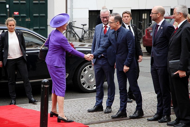 K&ouml;nigin Margrethe II. + Heiko Maas - &copy; Foto: Steffen Trumpf/dpa