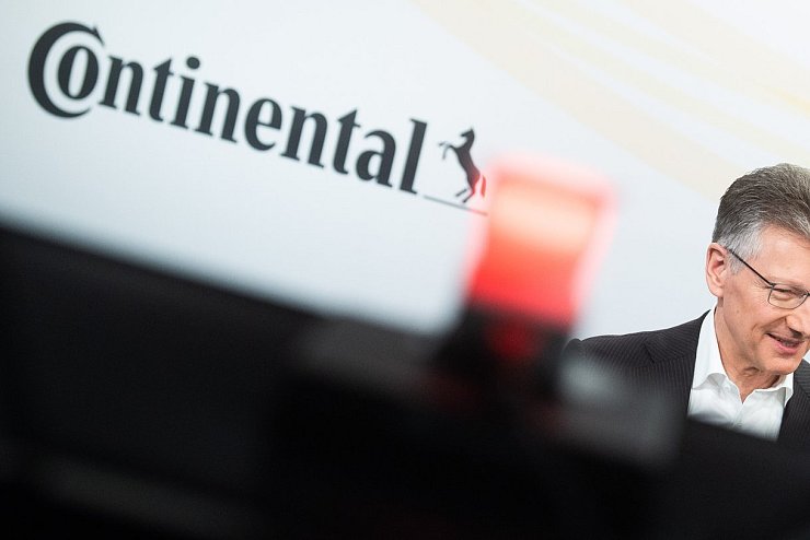 Continental - &copy; Foto: Julian Stratenschulte/dpa