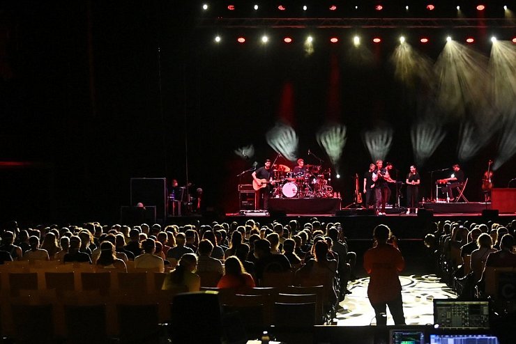 Konzert unter Corona-Bedingungen - &copy; Foto: Hendrik Schmidt/dpa-Zentralbild/dpa
