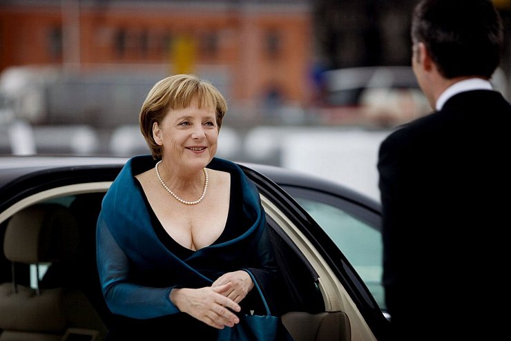 Das Kleid von Oslo - &copy; Foto: Lien/epa Scanpix Norge/dpa