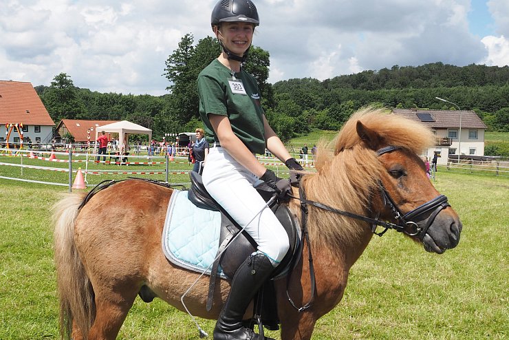 Shetlandponyturnier in Vahlhausen - © Daniela Cremer