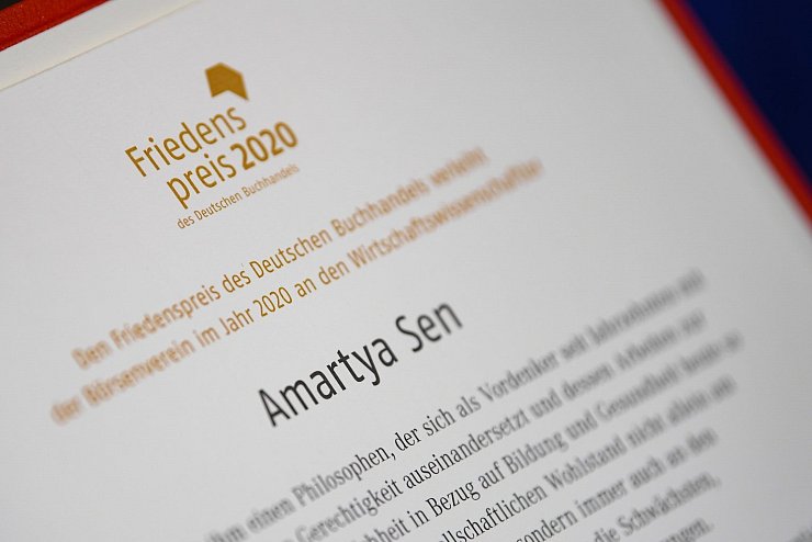 Friedenspreis an Amartya Sen - &copy; Foto: Arne Dedert/dpa/POOL/dpa