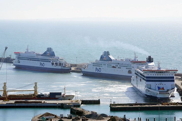 - &copy; Gareth Fuller/PA Wire/dpa