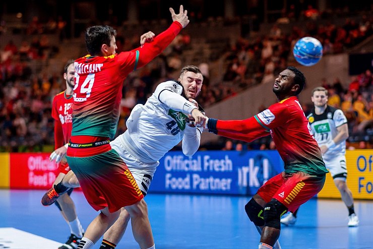 Kraftvoll - &copy; Foto: Sascha Klahn/dpa