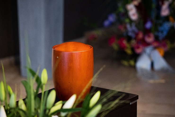 Fans k&ouml;nnen Abschied von Alfred Biolek nehmen - &copy; Foto: Rolf Vennenbernd/dpa