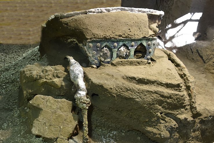 Triumphwagen - © Foto: -/Parco archeologico di Pompei/dpa