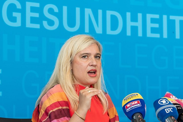 Melanie Huml - &copy; Foto: Peter Kneffel/dpa