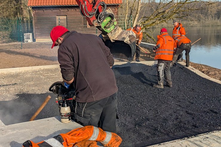 Die Fotos zeigen den Baufortschritt am Norderteich. - © Landesverband Lippe