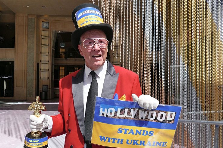 - &copy; Barbara Munker/dpa