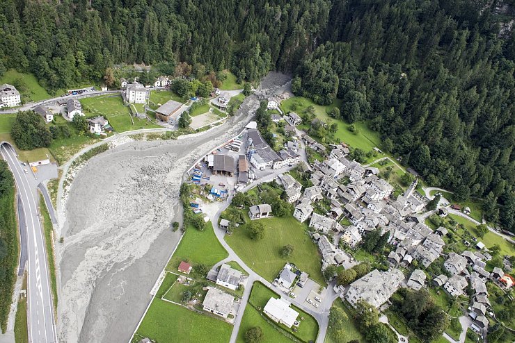 Bergsturz im Schweizer Kanton Graubünden - © Foto: Giancarlo Cattaneo