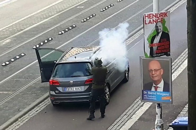 Sch&uuml;sse in Halle - &copy; Foto: ATV-Studio/AP/dpa