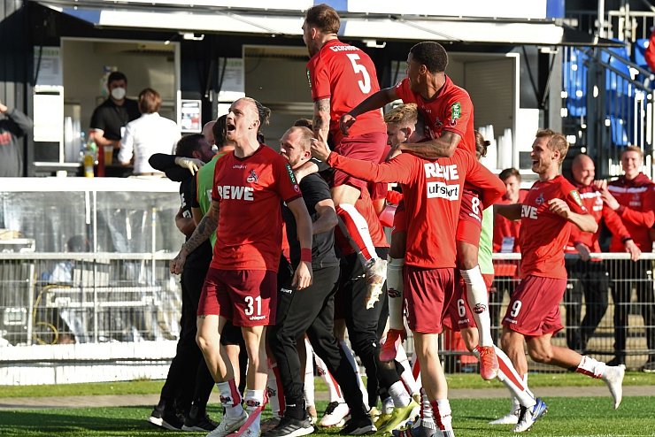 Klassenerhalt geschafft - &copy; Foto: Carmen Jaspersen/dpa