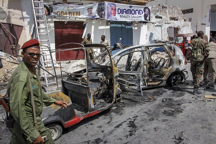Autobombe - © Foto: Farah Abdi Warsameh/AP/dpa