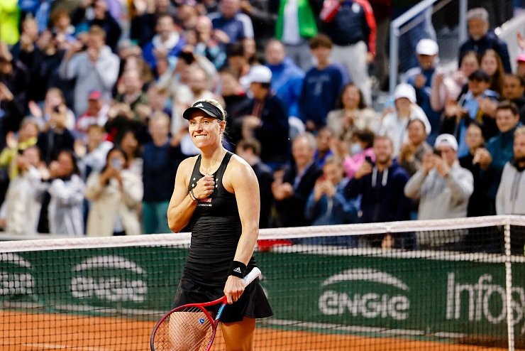 - &copy; Frank Molter/dpa